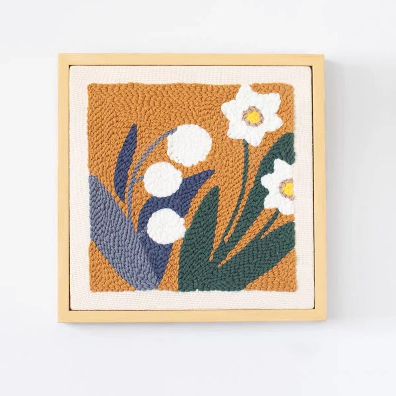 Kit de Punch Needle pour Débutant avec Poinçon en Bois, Tissu Préimprimé et Fils de Coton - 25 x 25 cm