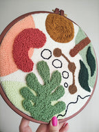 Suspension murale bohème en macramé avec motifs botaniques abstraits, 25 x 25 cm, fil de coton