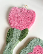 Tulipe rose capitonnée à suspendre - Décoration murale fleur en textile