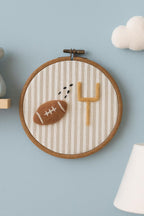 Cerceau à broder en feutre aiguilleté motif football, décoration murale chambre sport