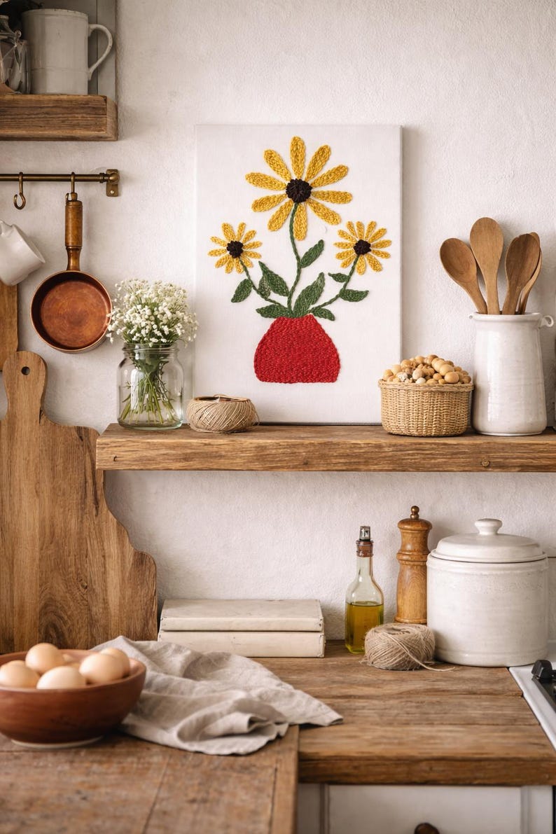 Tournesols Art Mural Perforé, Vase Rouge, Décoration Murale Rustique pour Cuisine 20x10 pouces