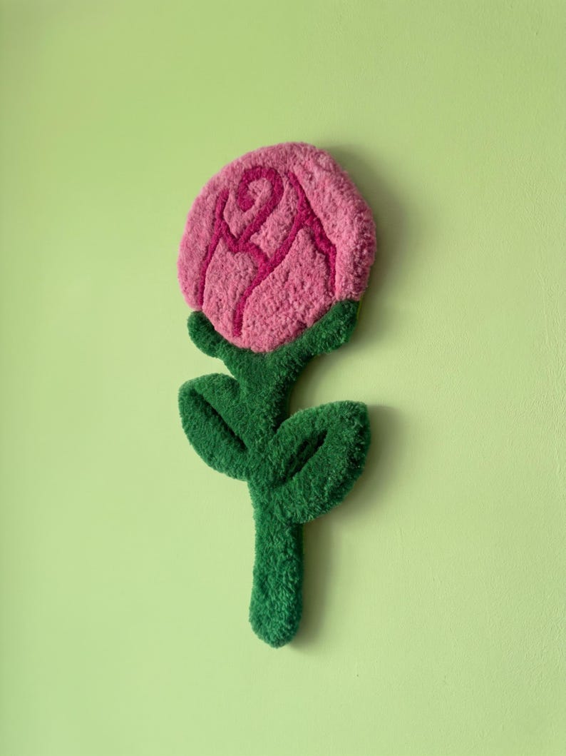Tenture murale en laine rose avec motif floral, touffe main, décoration murale 40x20 cm