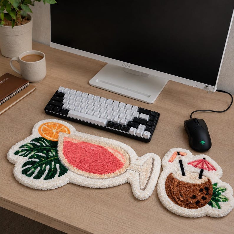 Repose-poignets et tapis de bureau Tropical Cocktail Punch Needle, Ensemble coordonné